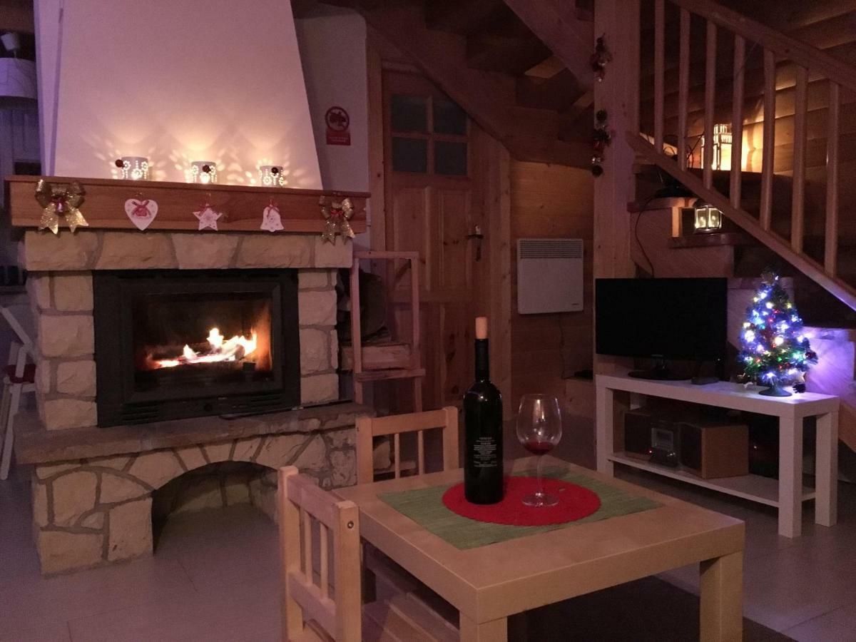 Domek Na Jagodowym Wzgorzu Falsztyn Exteriér fotografie